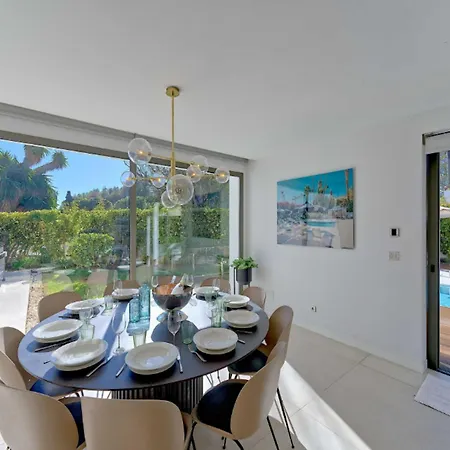 Spacious For 12 In Puerto Banus فيلة *