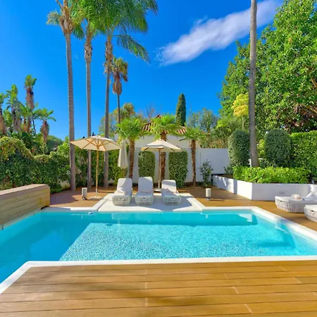 Spacious For 12 In Puerto Banus