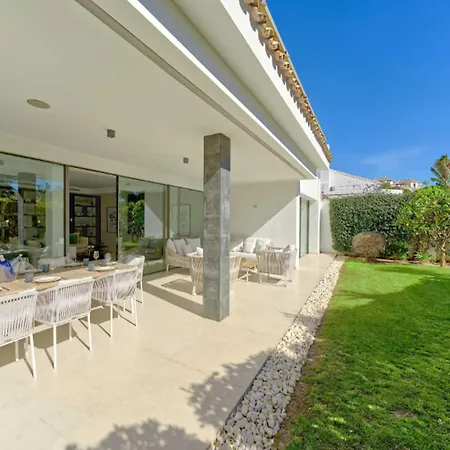 Spacious For 12 In Puerto Banus فيلة *